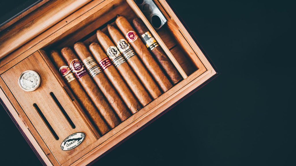 "How to store cigars without a humidor
